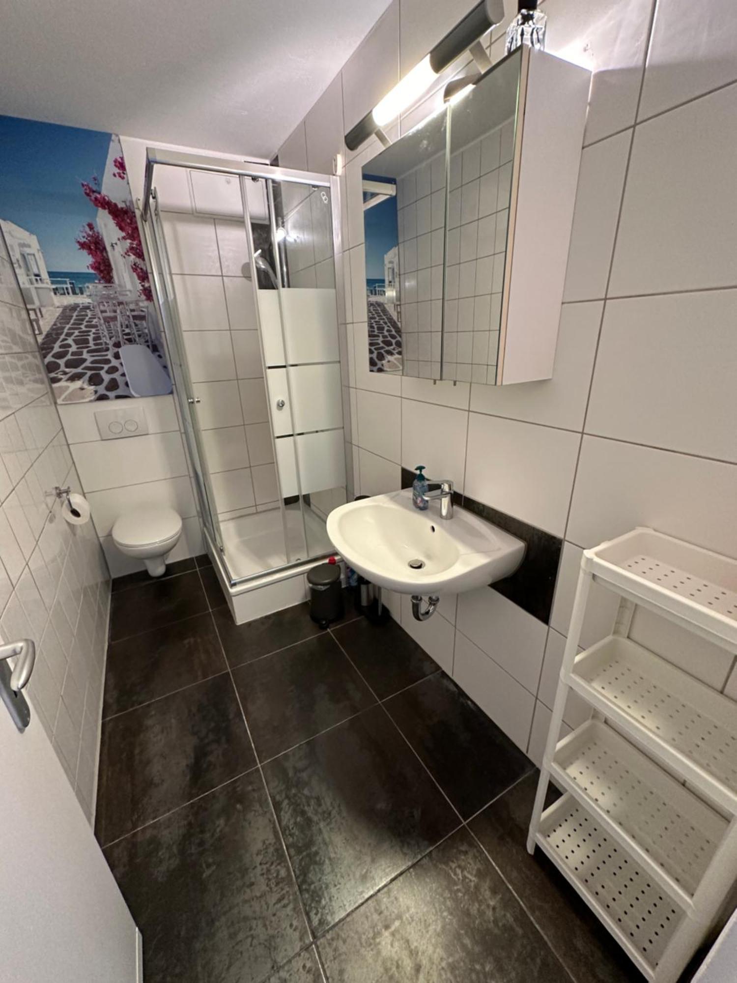 Moderne Ferienwohnung Fuer 4-5 Personen Mitten In Herten*Netflix*Nespresso Хертен Екстериор снимка